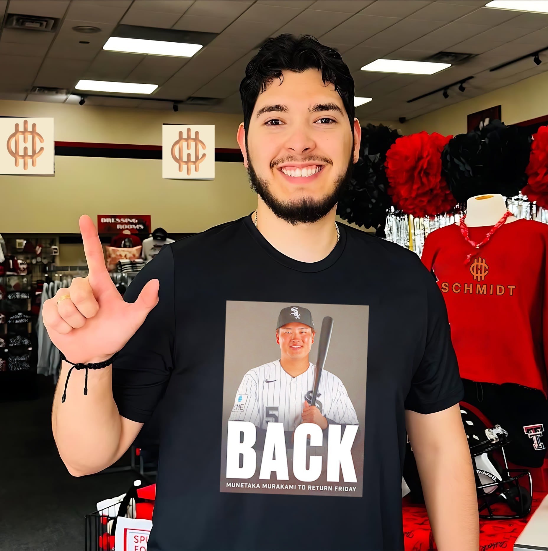 Chicago White Sox Munetaka Murakami to return Friday shirt