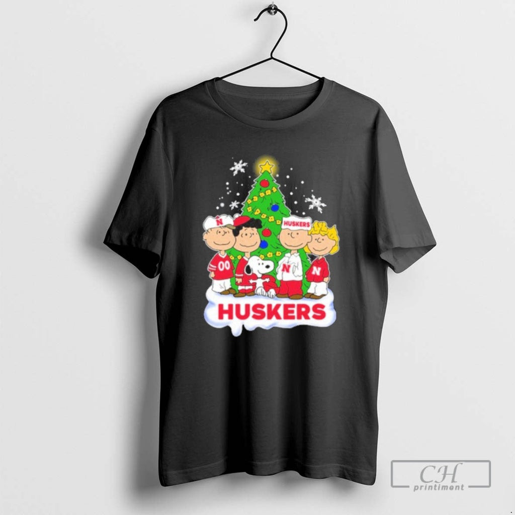 Classic 2025 Nebraska Cornhuskers Peanuts With Friend Merry Christmas T Shirts