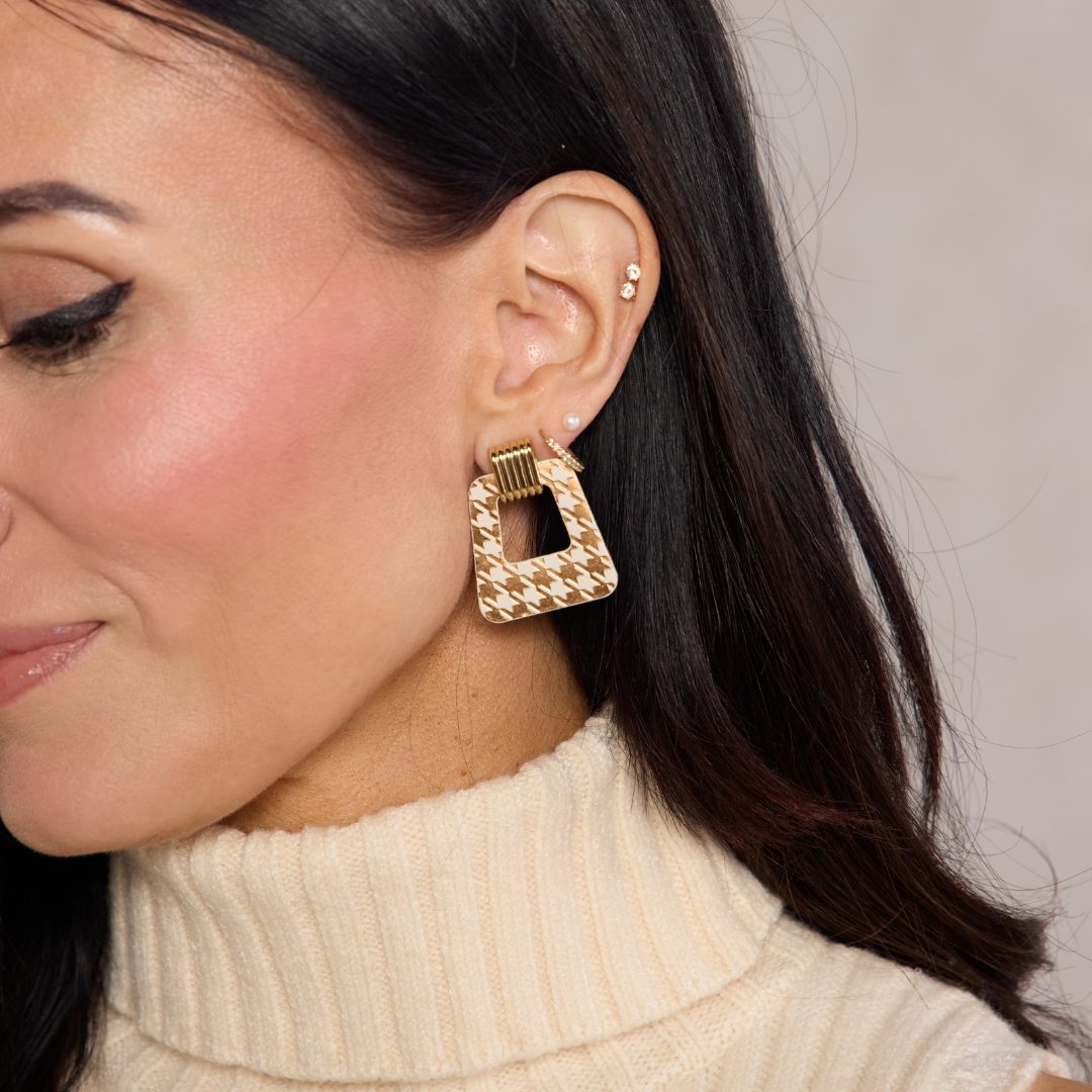 Ecru & Bronze Houndstooth Avery