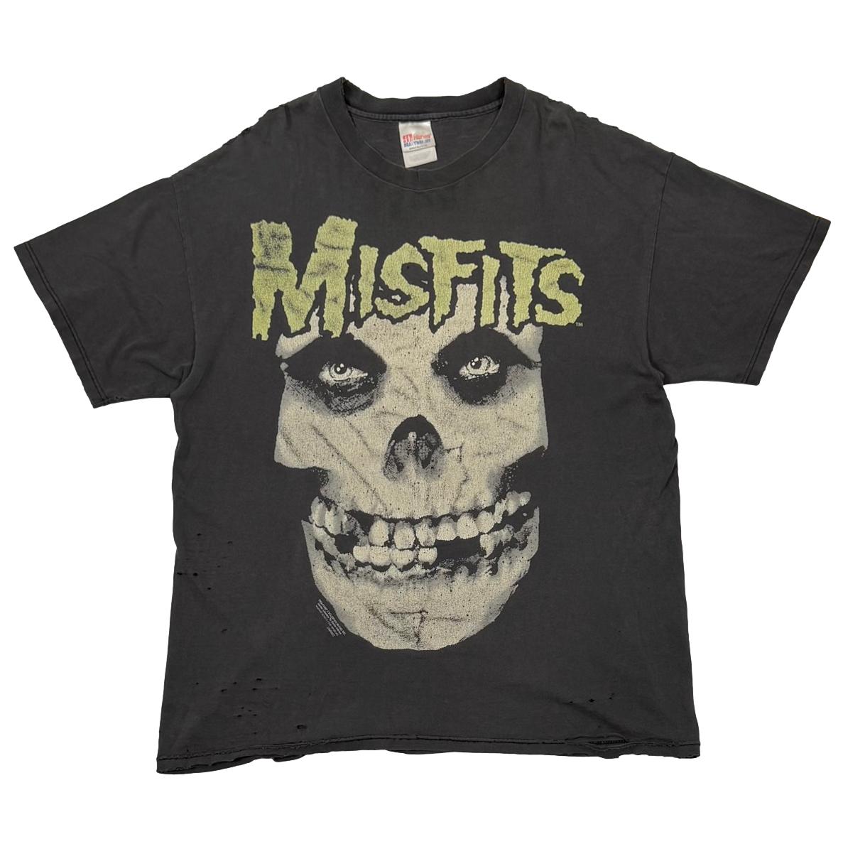 MISFITS 1997 HUGE SKULL BLACK/GREEN HANES XL 0972