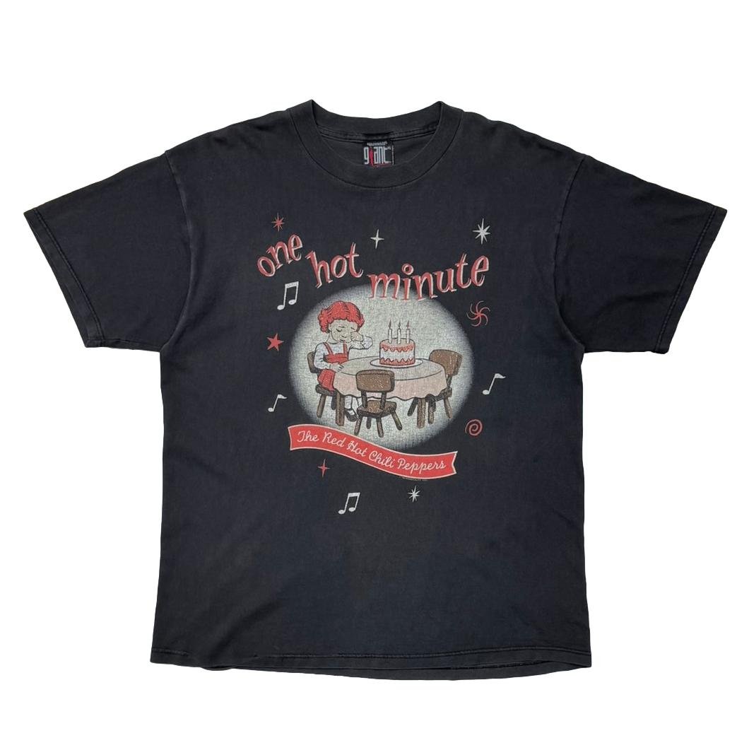 RED HOT CHILI PEPPERS ONE HOT MINUTE WORLD TOUR 1996 GIANT BY TULTEX XL 3577