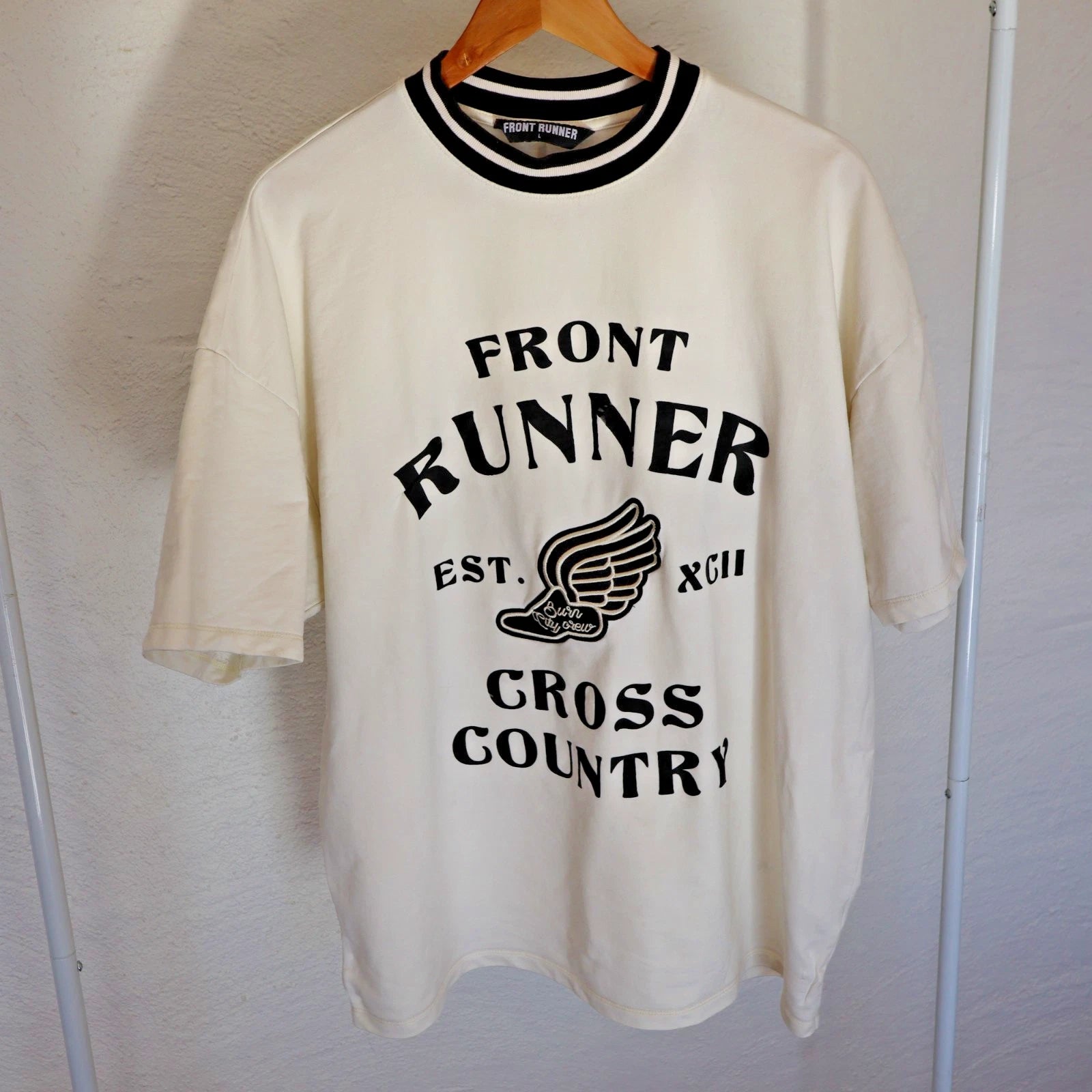 Front Runner Australia - Classic oversized boxy Tee (Size L, 100% Cotton)