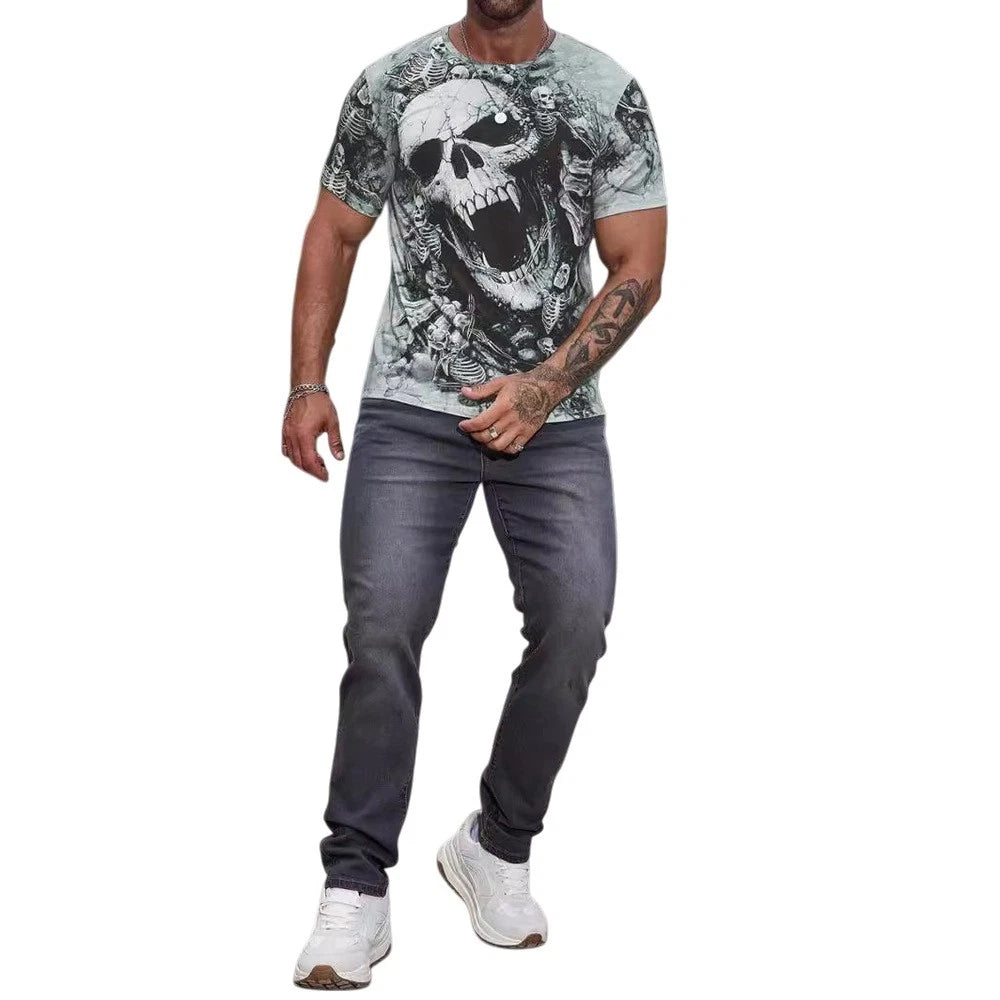Loose and comfortable mens T shirt with skull print for street fashion