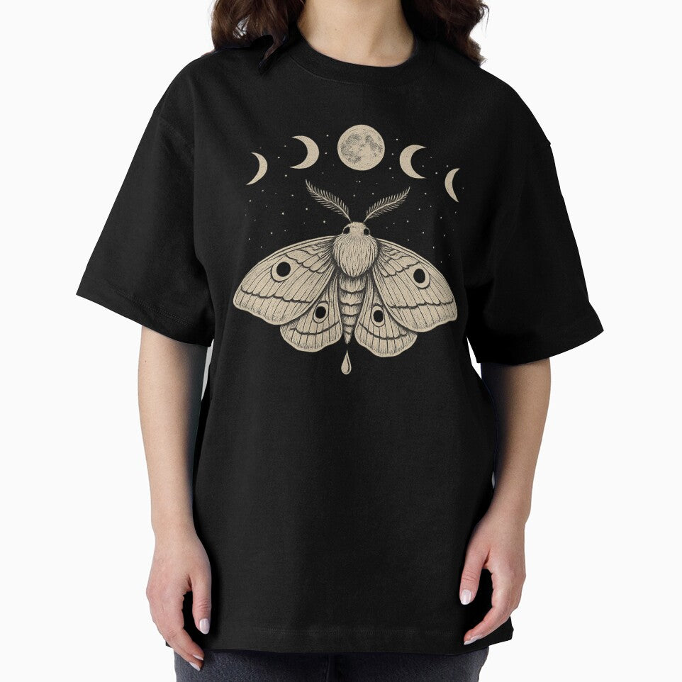 Luna Moth with Moon Phases – Gothic Night Moth by Mouraludia
